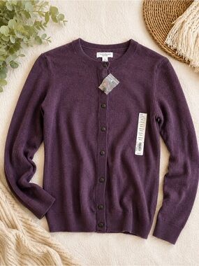 Women’s Purple Button-Front Crewneck cardigan Sweater small